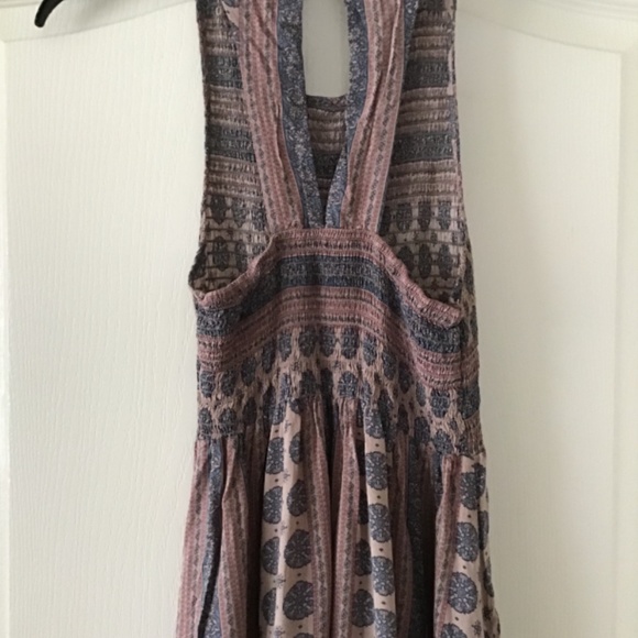 Patterned Dress - Picture 5 of 6